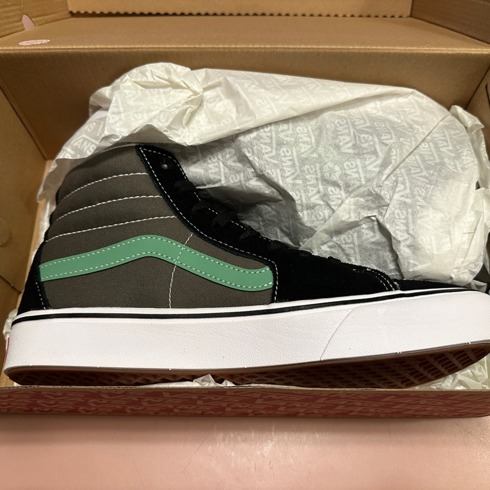 Vans ComfyCush Sk8 Hi NWT